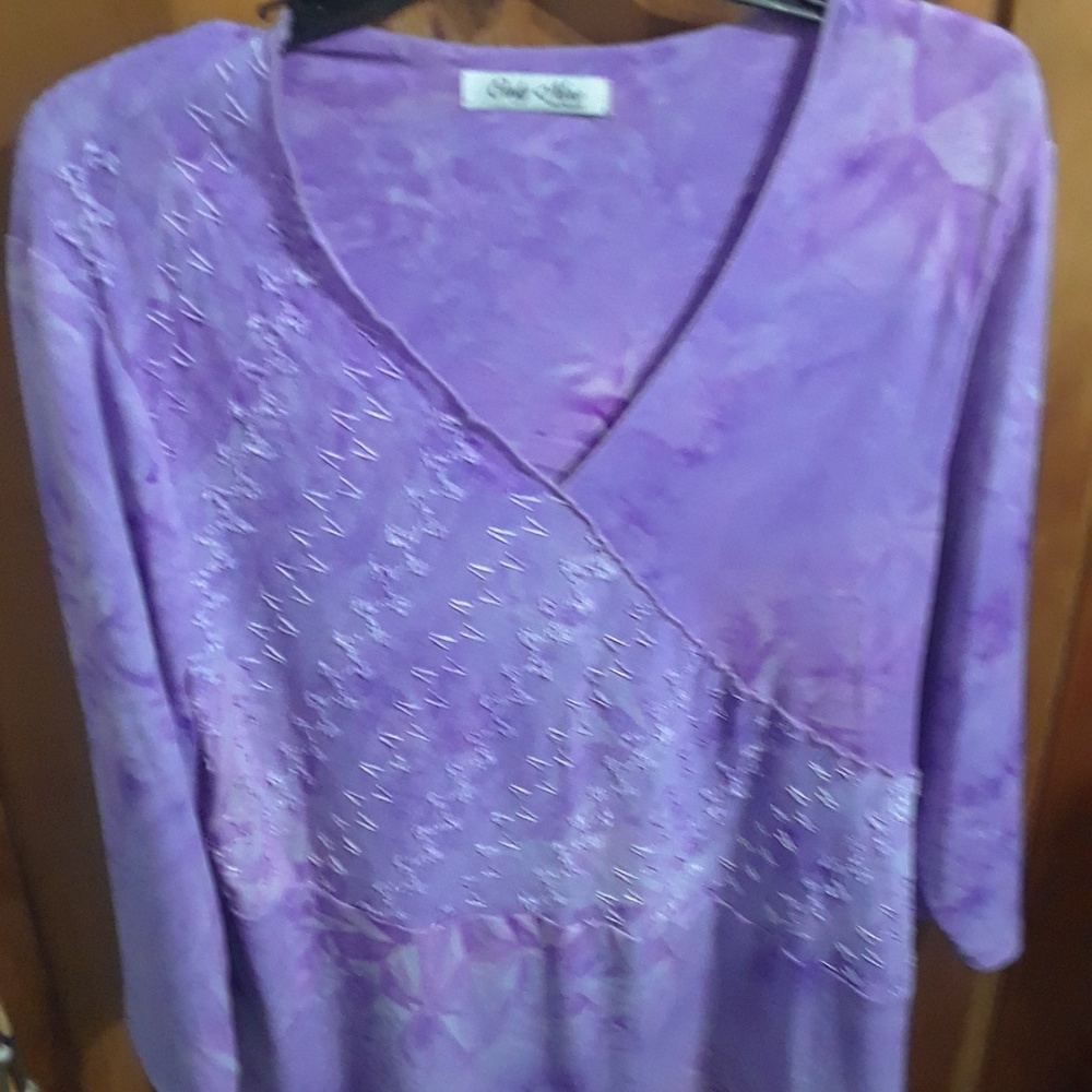 1x, xl woman's plus dress top.